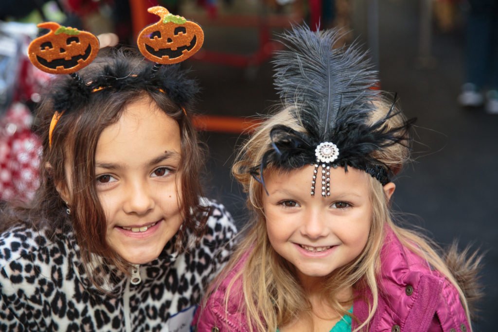 Hundreds Of Kids Select Halloween Costumes Thanks To Your Donations Interfaith Social Services