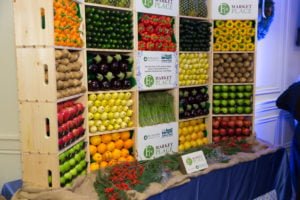 feed-the-hungry-gala-2016-produce-display